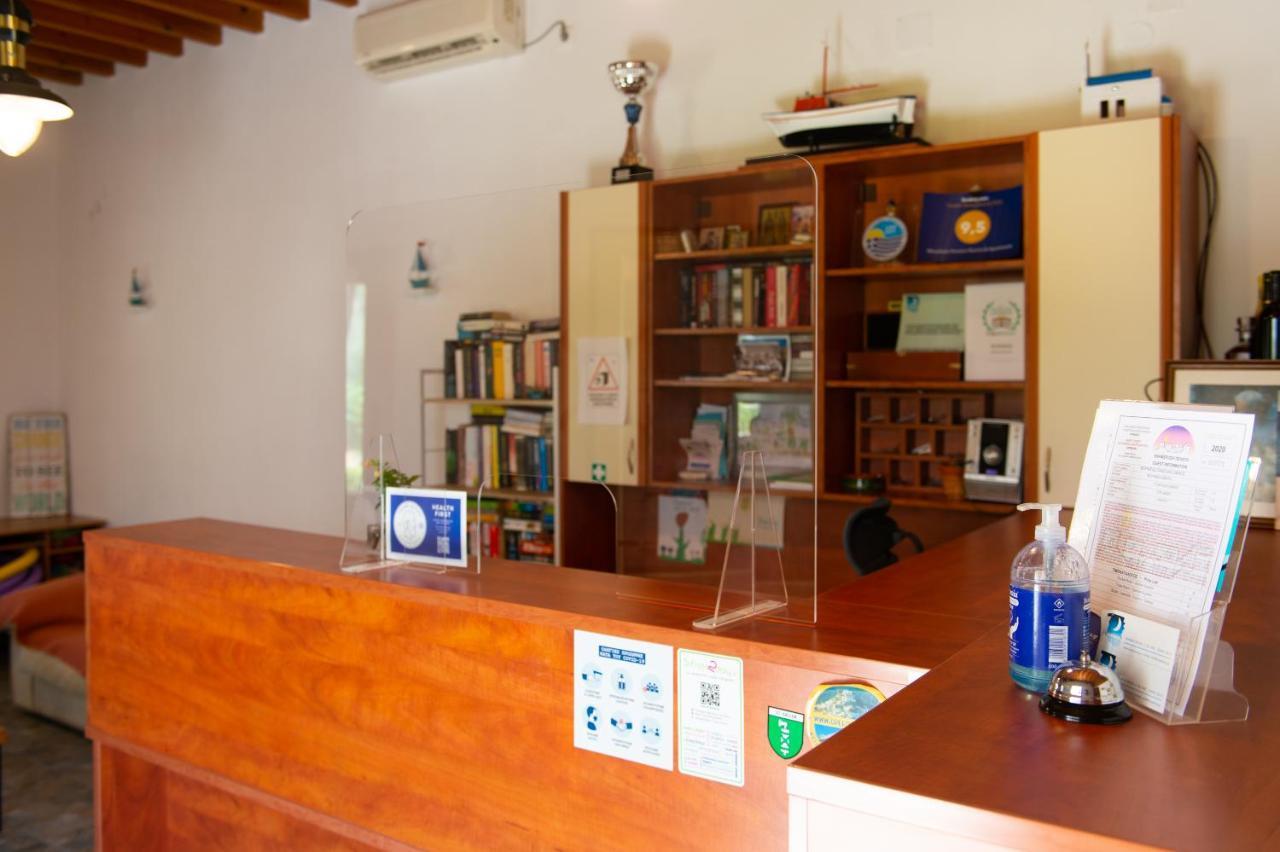 Morpheas Pension Rooms & Apartments 卡马雷 外观 照片
