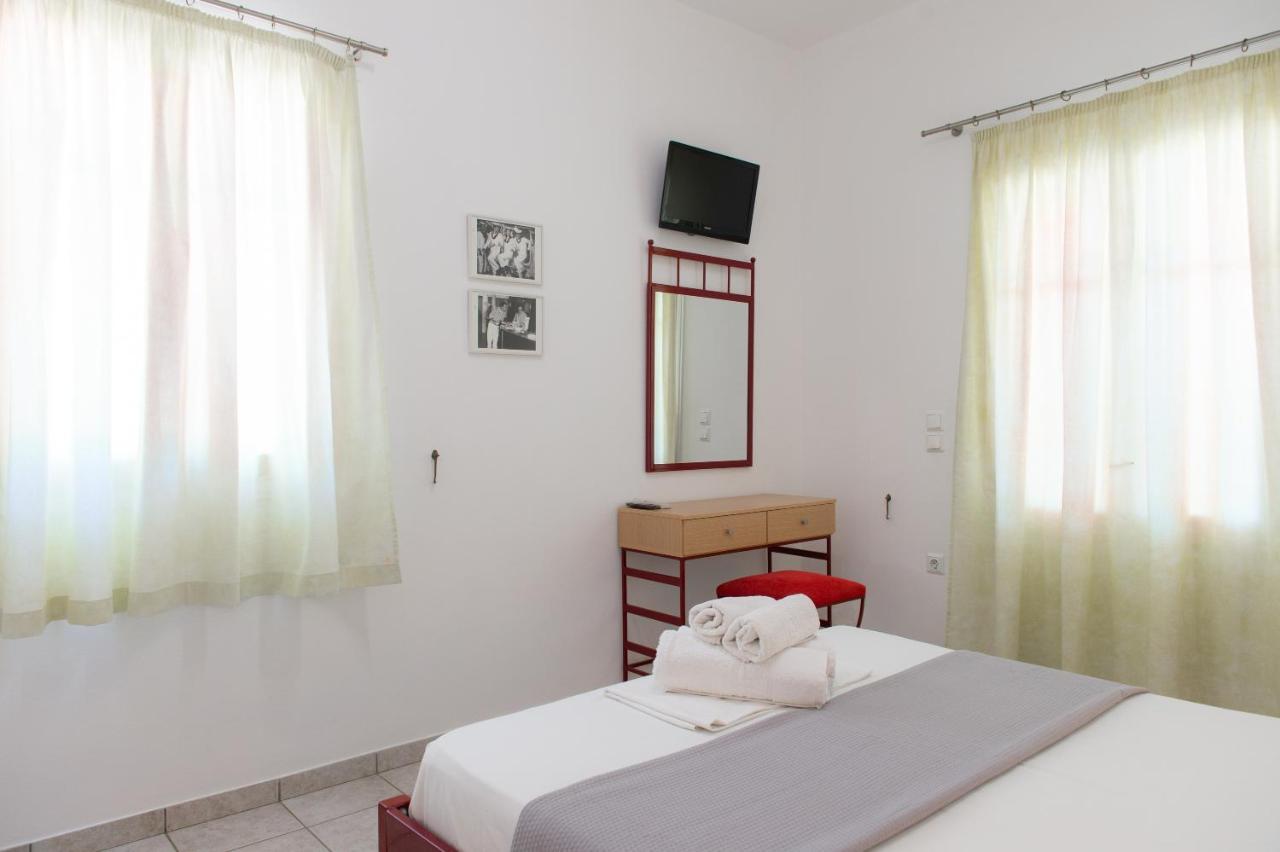 Morpheas Pension Rooms & Apartments 卡马雷 外观 照片